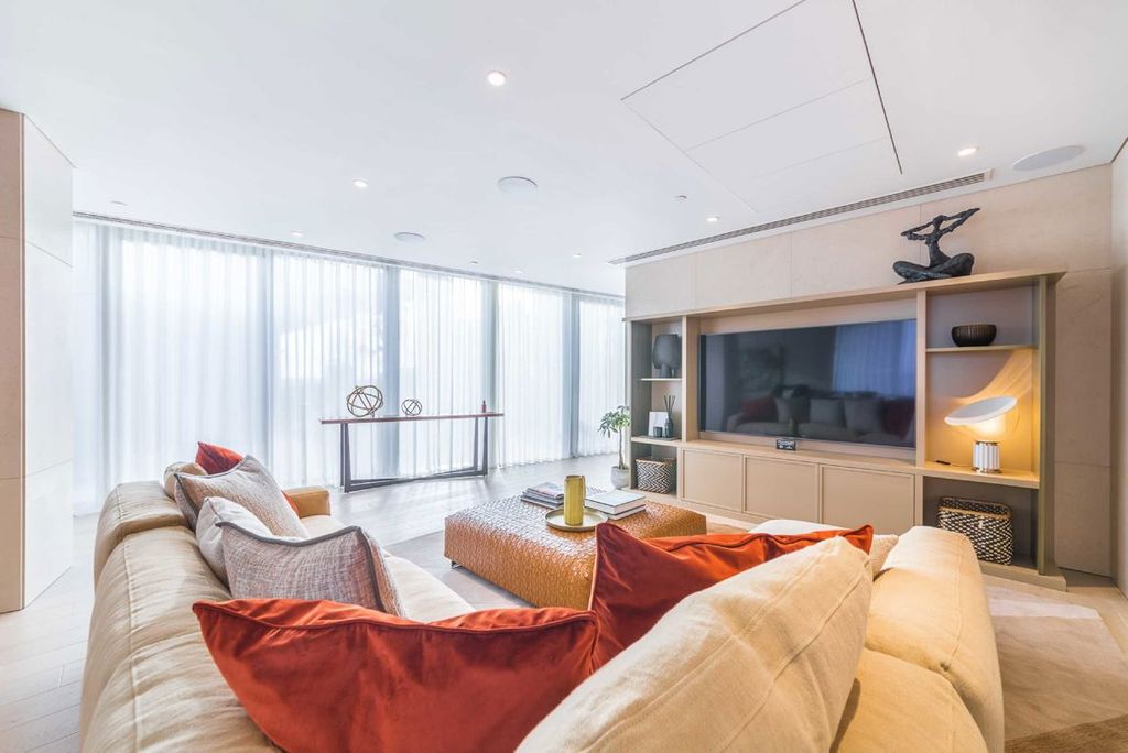 Property photo 2 of 5