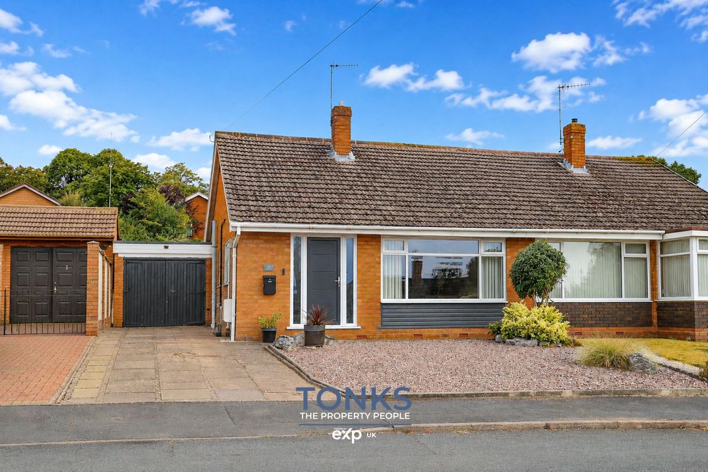 Property photo 1 of 21