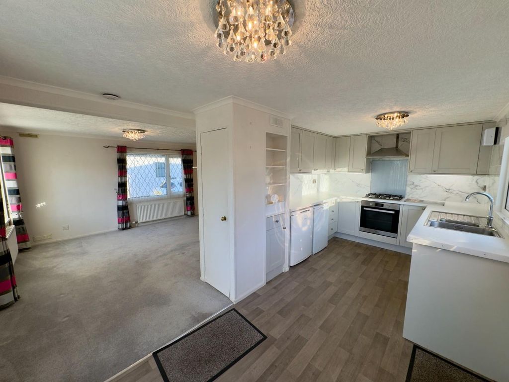 Property photo 3 of 18 Image00006.Jpeg