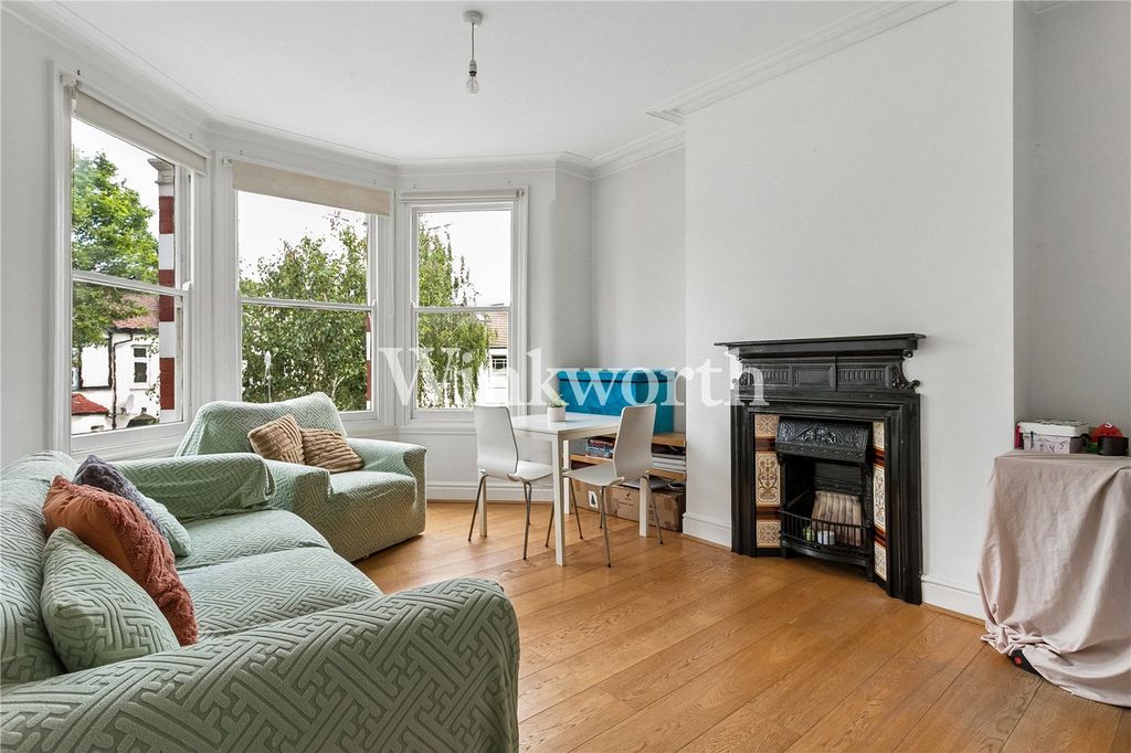 Property photo 2 of 14 Picture No. 27
