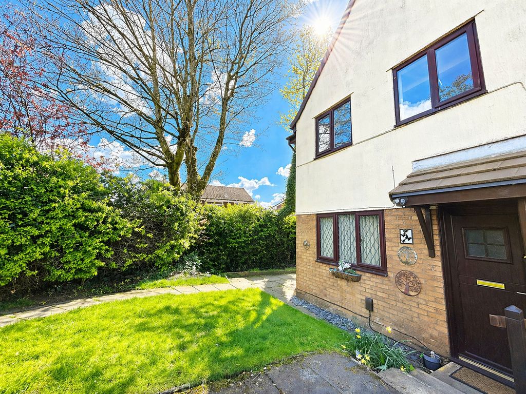 Property photo 1 of 9 Front External