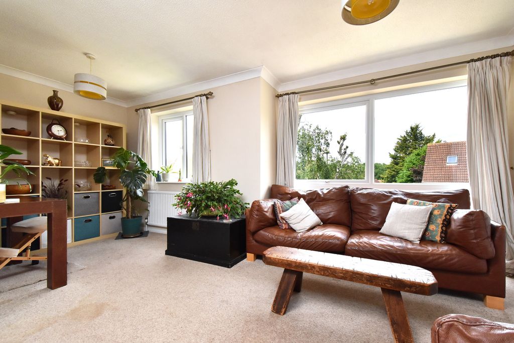 Property photo 3 of 18