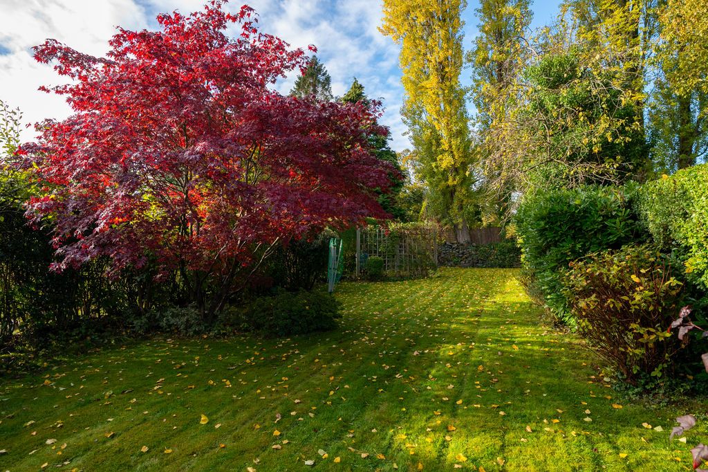Property photo 3 of 34 Rear Garden