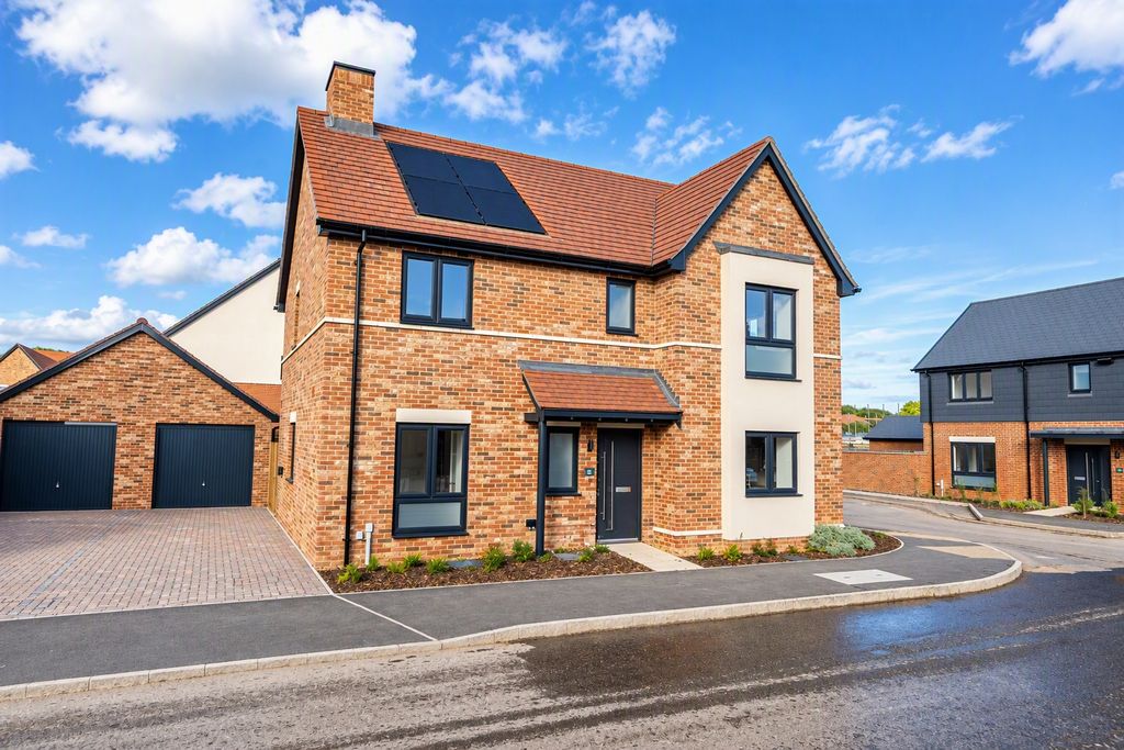 Property photo 1 of 17 Picture No. 57