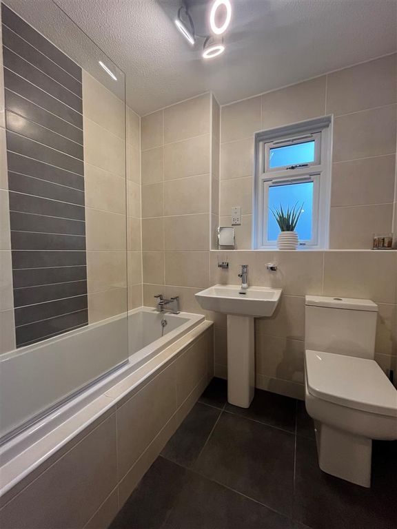 Property photo 2 of 12 Bathroom.Jpg