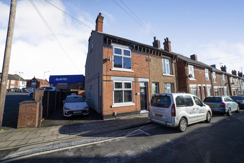 Property photo 1 of 17 Pbox-Img.Jpg
