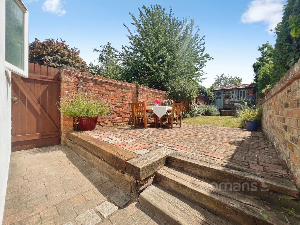 Property photo 2 of 26 Pbox-Img.Jpg