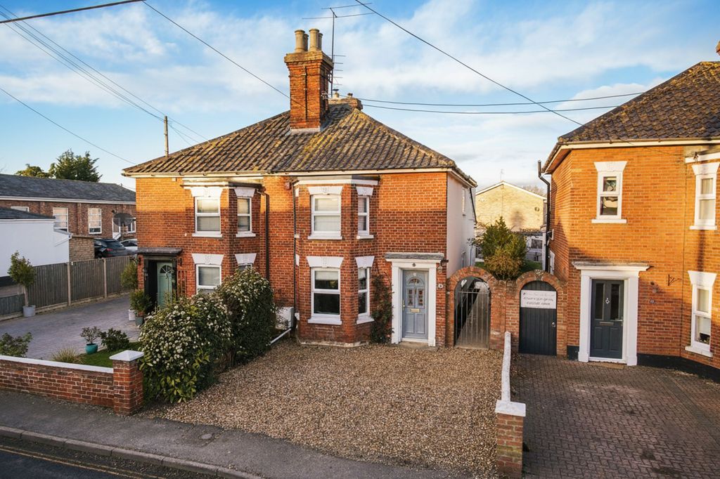 Property photo 1 of 22