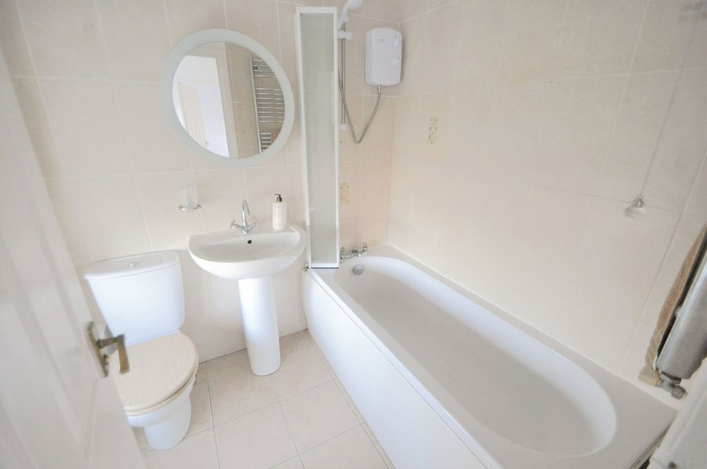 Property photo 3 of 37