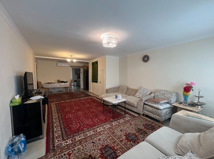 Property photo 2 of 3