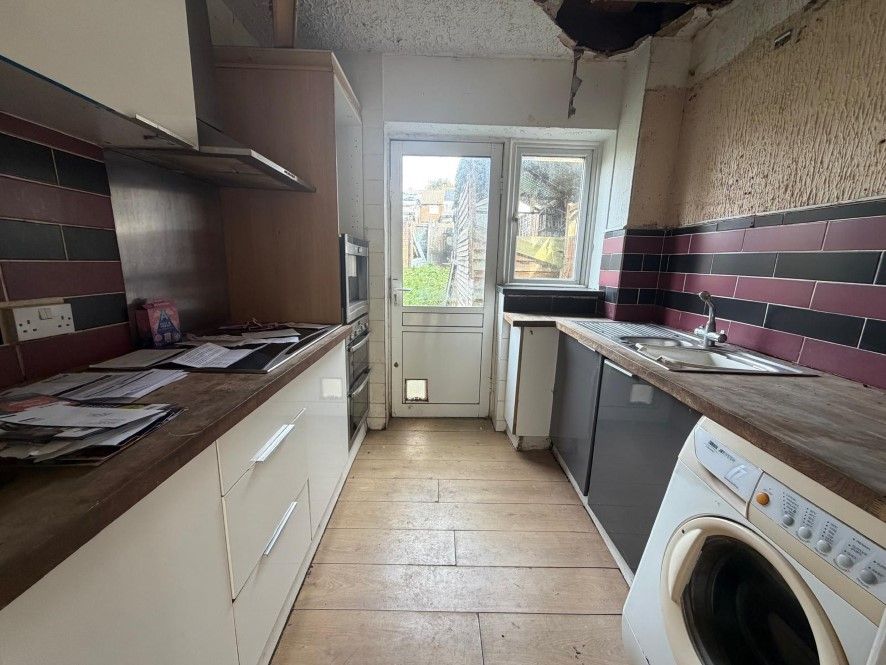 Property photo 3 of 13