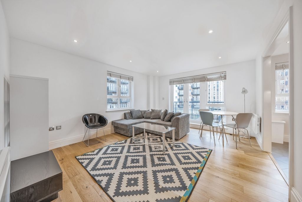 Property photo 2 of 8 1197837  (1)