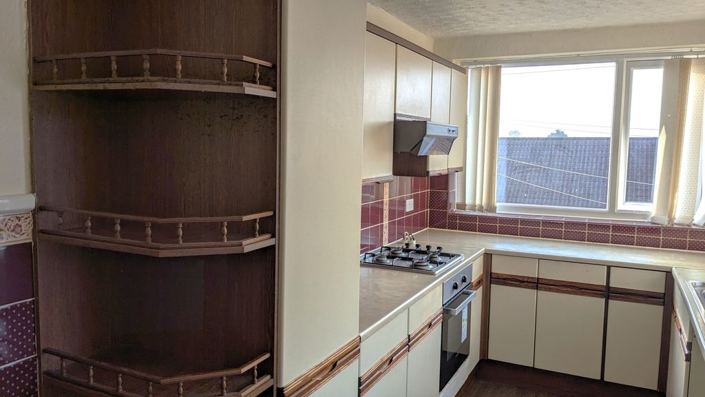 Additional image 12 of 2 bed flat for saleThe Avenue, Seaham, County Durham SR7