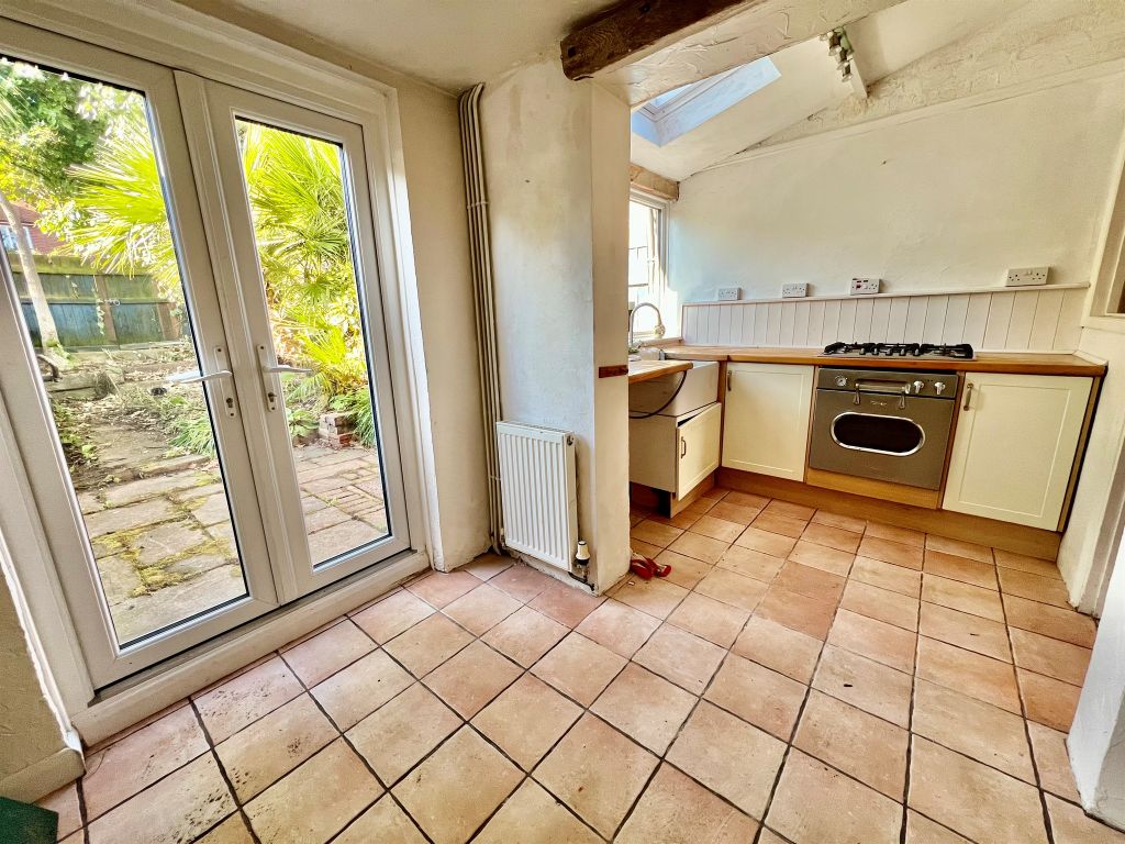 Property photo 3 of 11