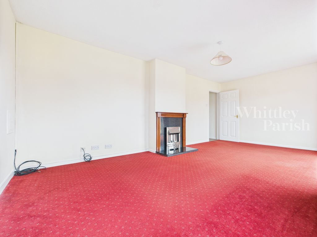 Property photo 3 of 22 Cam04332G0-Pr0450-Still015