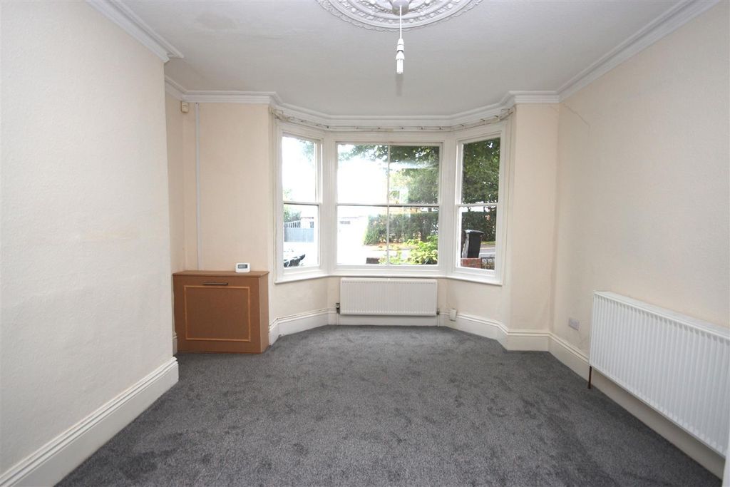 Property photo 2 of 11 Img_8724.Jpg