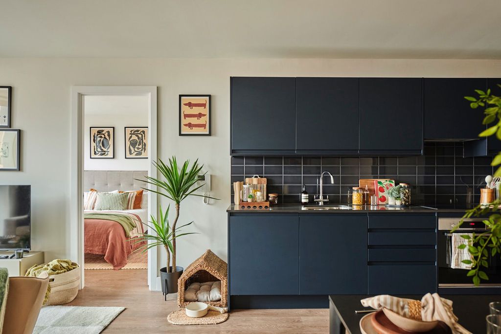 Property photo 1 of 5