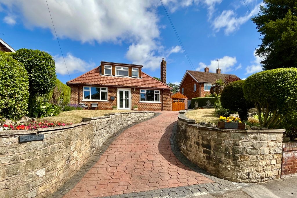 Property photo 1 of 34 1