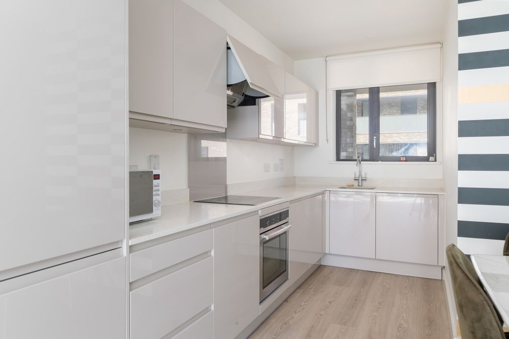 Property photo 2 of 22 Kitchen