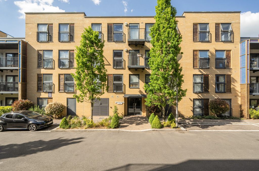 Property photo 1 of 7