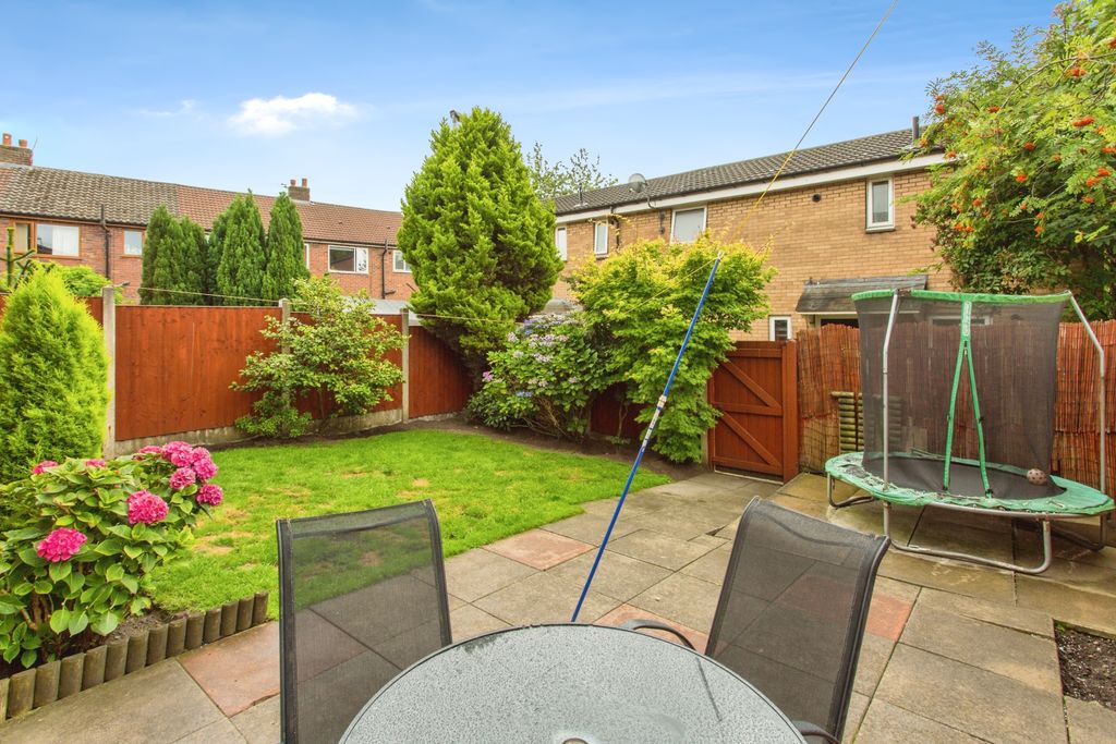 Property photo 2 of 15