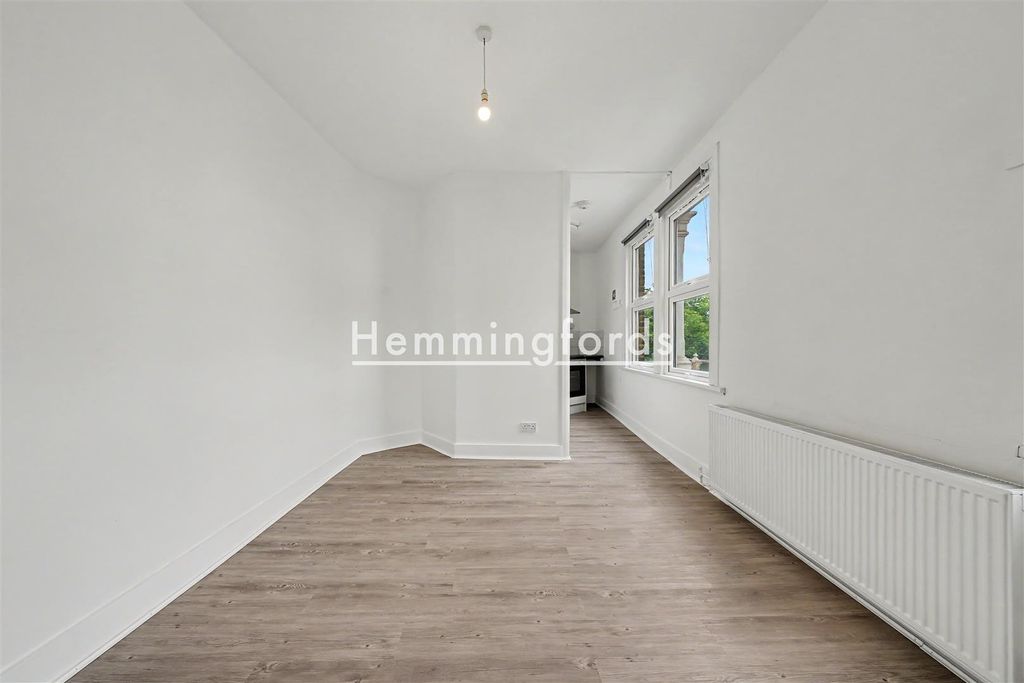 Property photo 3 of 14 Hornsey Chambers E5-14.Jpg