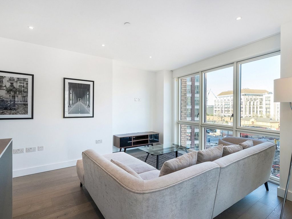 Arniston Way, Blackwall Reach E14 photo 4
