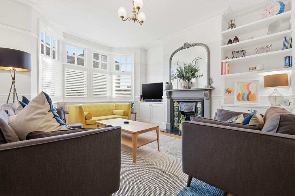 Property photo 2 of 29 Living Room