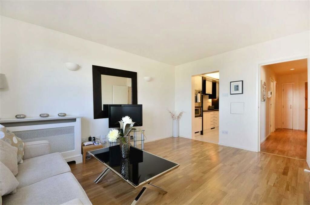 Property photo 3 of 7