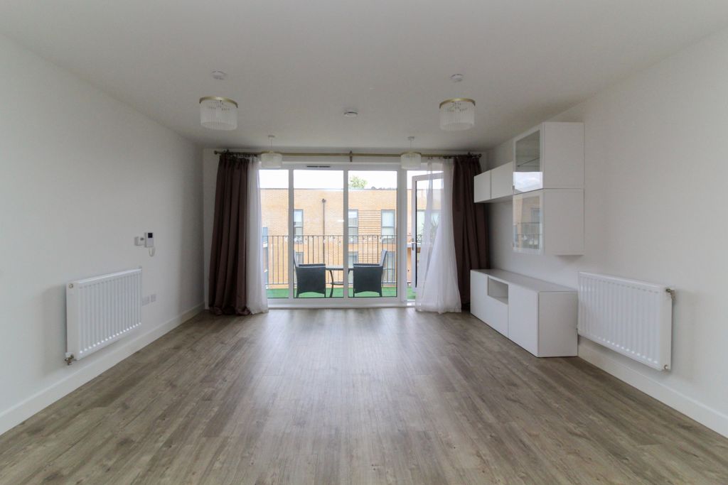Property photo 1 of 6 Img_8549