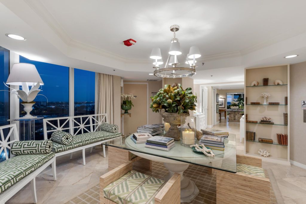 Property photo 3 of 10 <Alttext/>