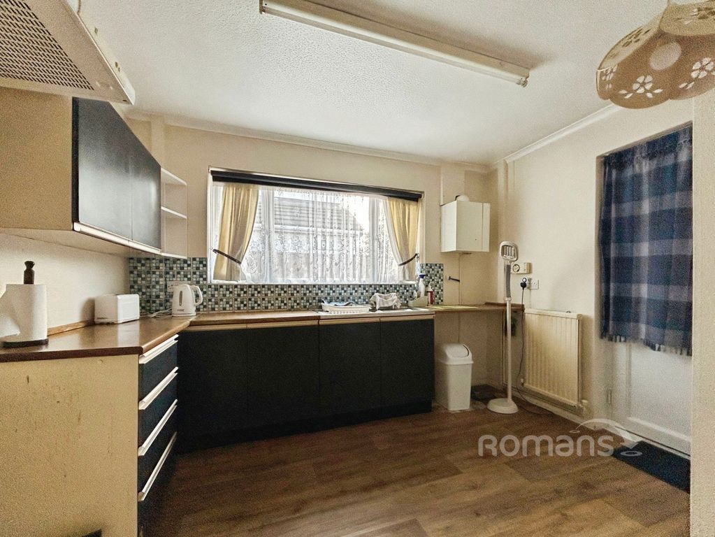 Property photo 3 of 9 Pbox-Img.Jpg