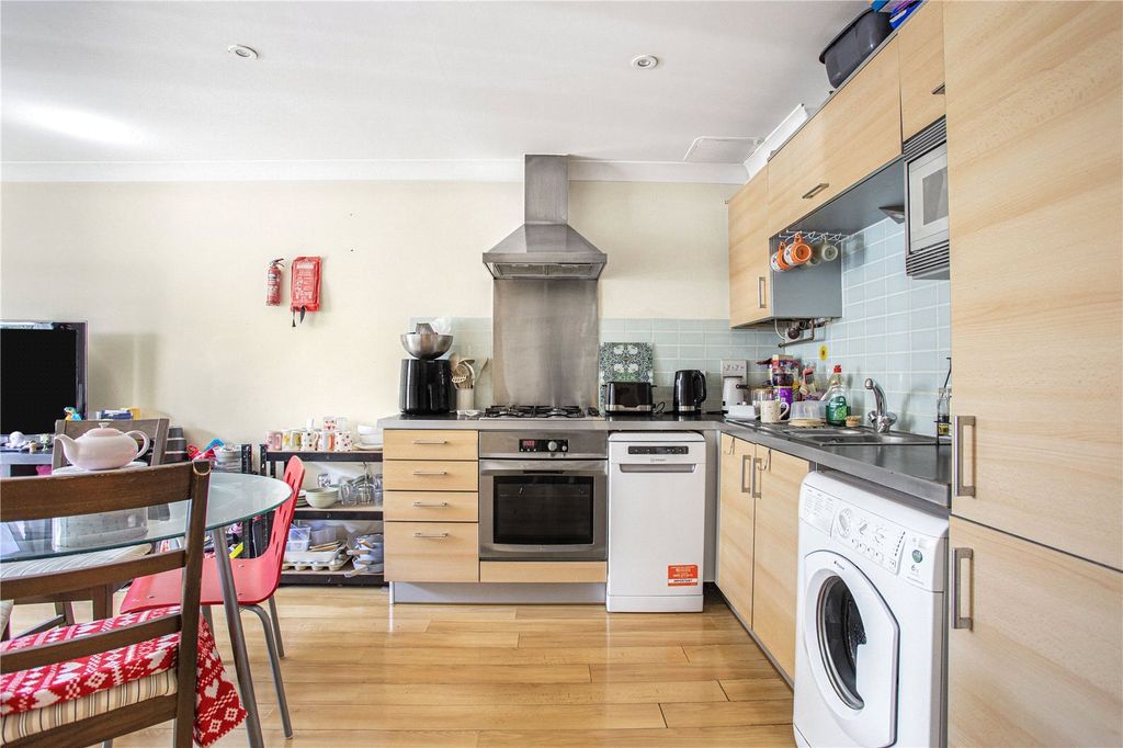 Property photo 3 of 13 Kitchen