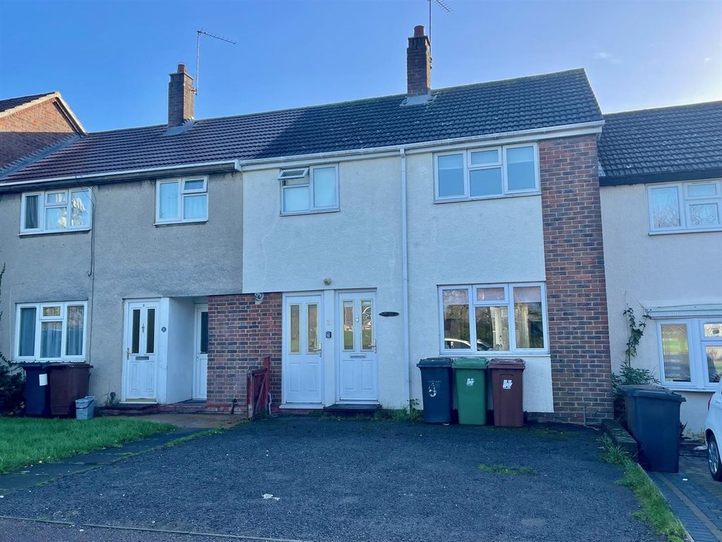 Property photo 1 of 11 8 Ashwood Road Front.Jpg