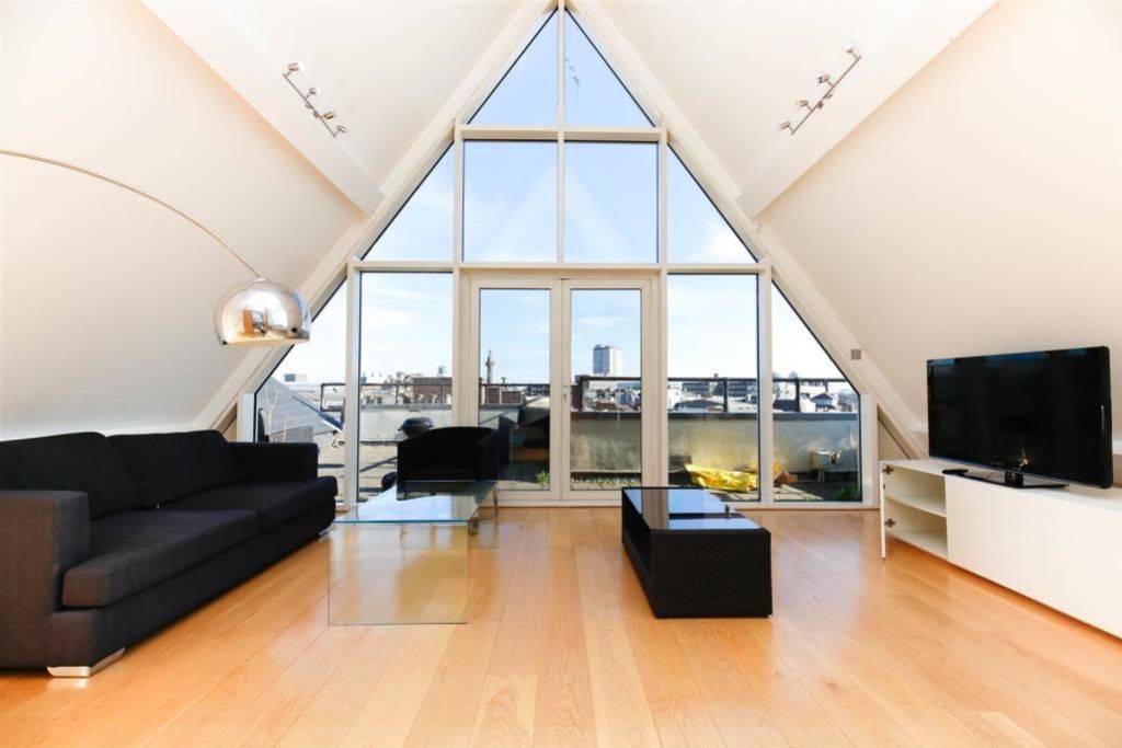 Property photo 1 of 13 1