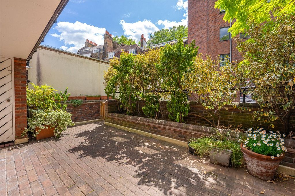 Property photo 3 of 21 Picture No. 19