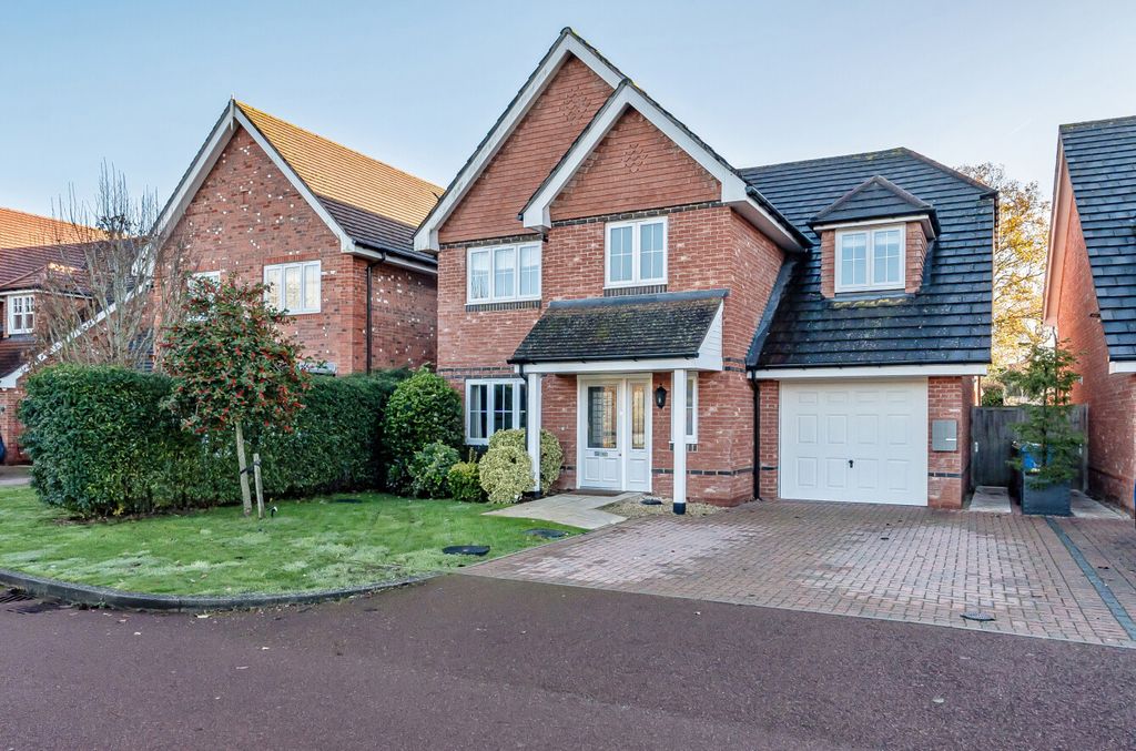 Property photo 1 of 22 1387027-22-693058...