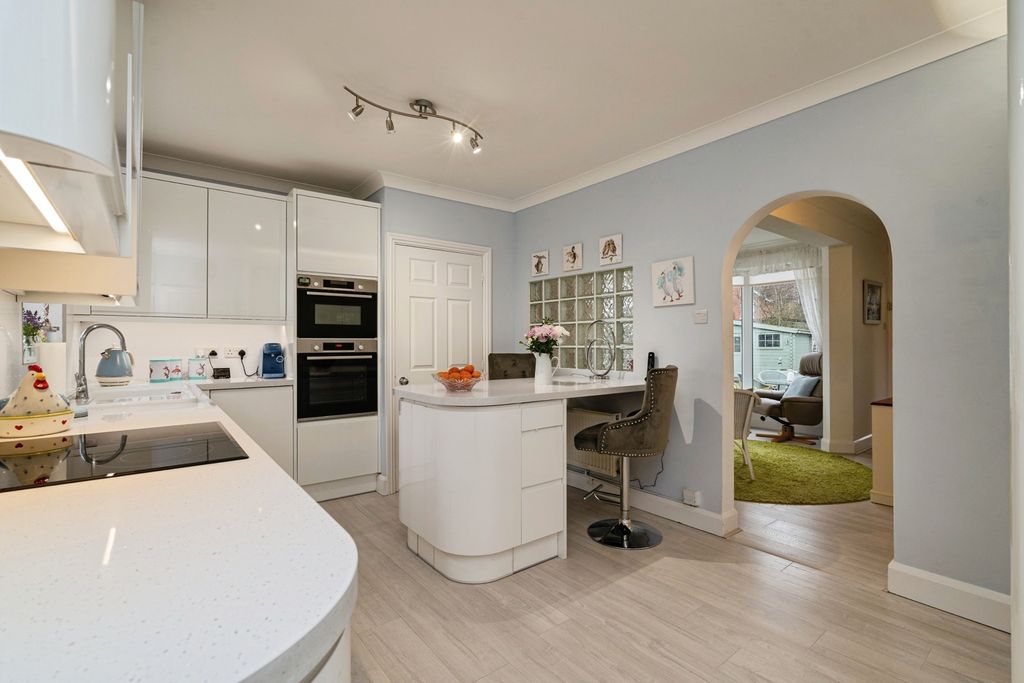 Property photo 2 of 23 Pbox-Img.Jpg