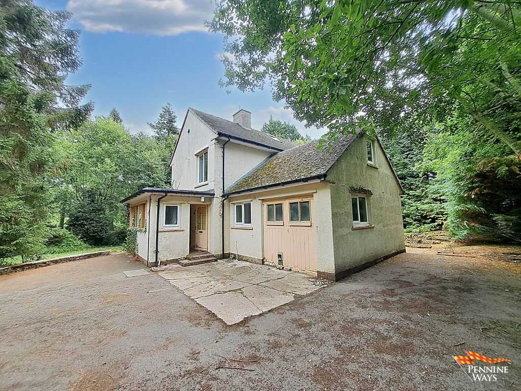 Property photo 2 of 30