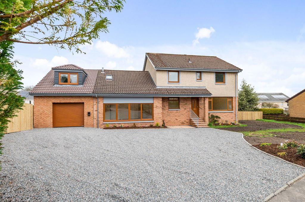 Property photo 1 of 30