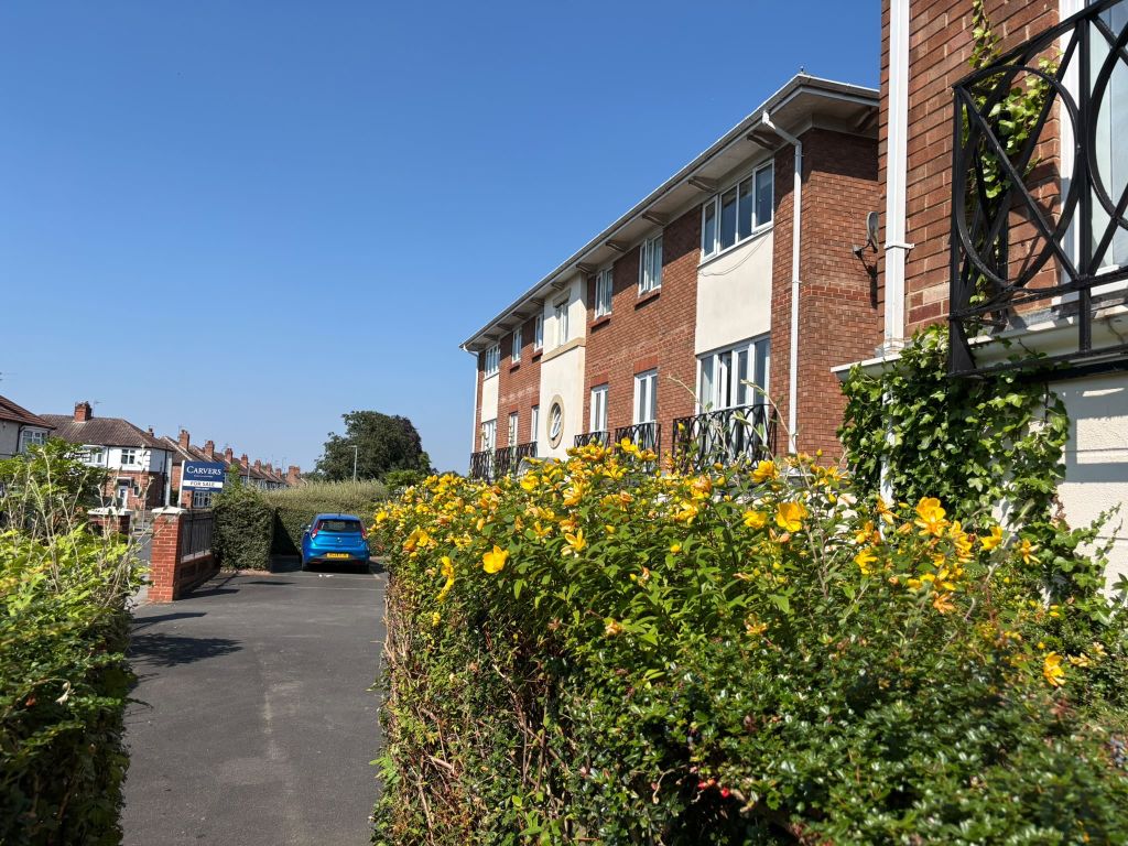 Property photo 2 of 19