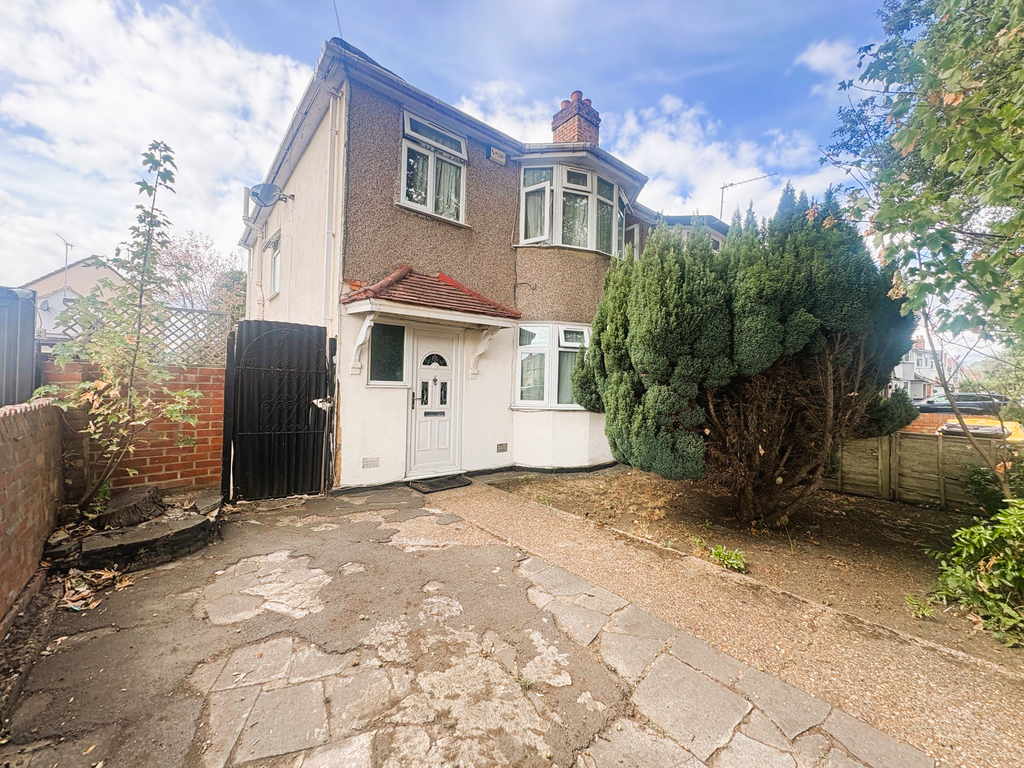 Property photo 2 of 14