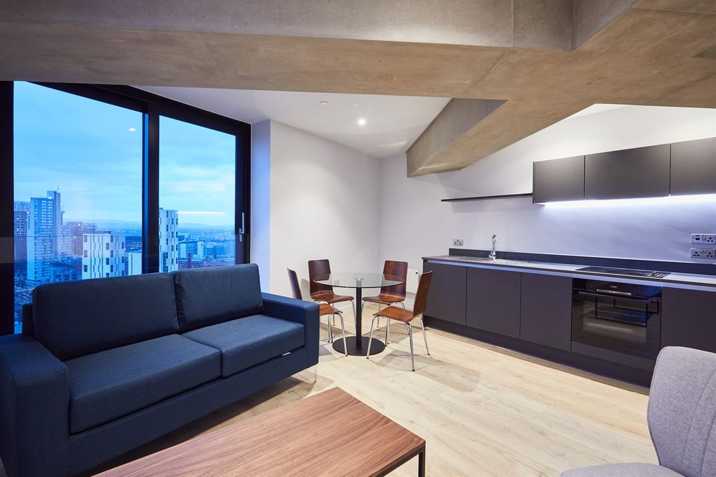 Property photo 1 of 12 (Main)