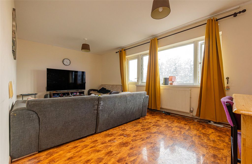 Property photo 2 of 9 Picture No. 06