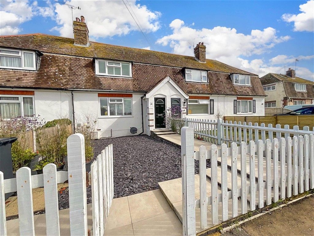 Property photo 1 of 10 Front 1