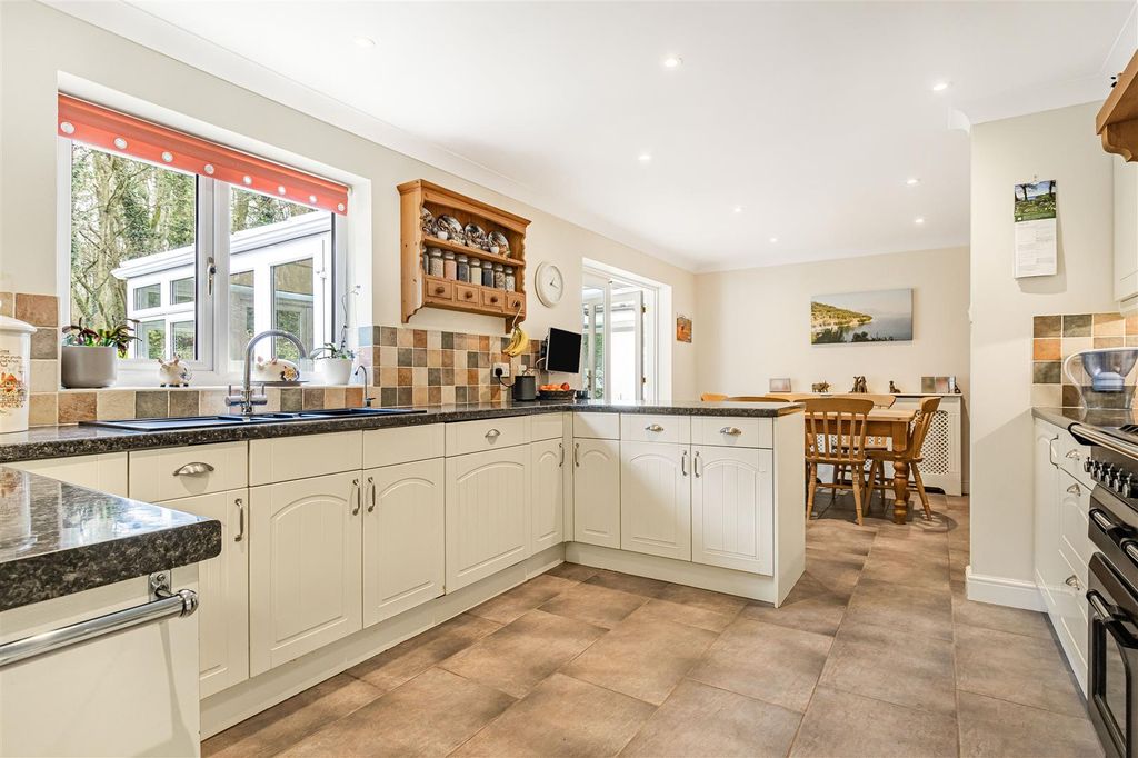 Property photo 2 of 23 26_77391.Jpg