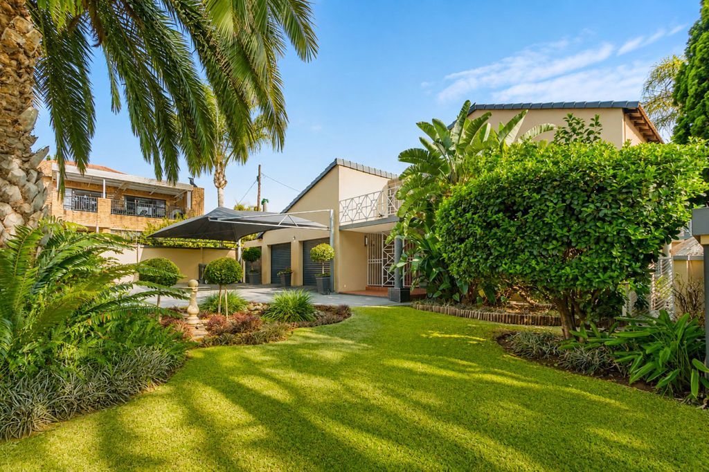 Property photo 1 of 63