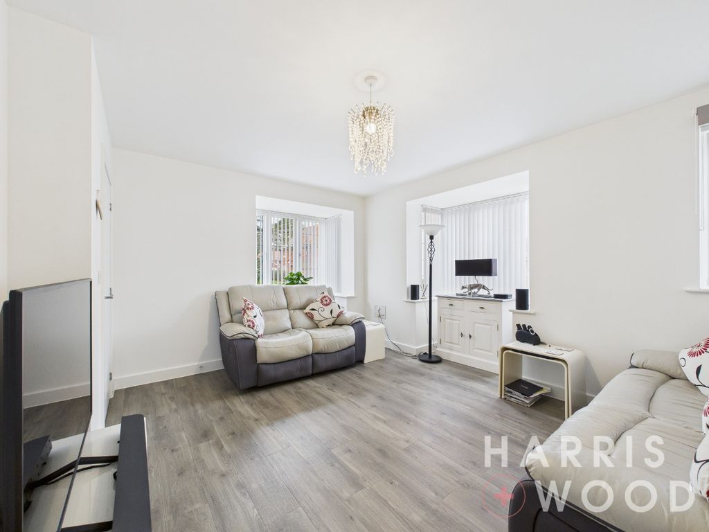 Property photo 3 of 39 4831635