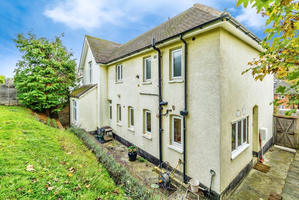 Property photo 1 of 18 Photo