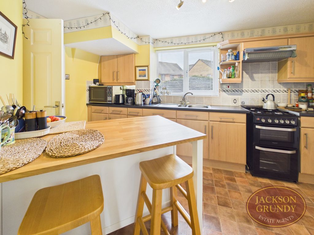 Property photo 2 of 16 Weggs Farm Road